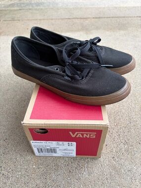 Vans Black Canvas Low-Top Sneakers with Brown Gum Sole